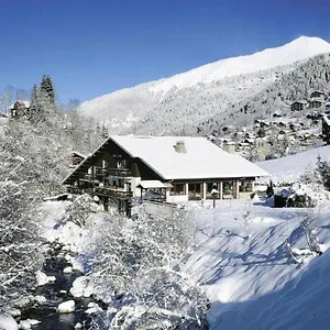 Le Soly 3*, Morzine Francia